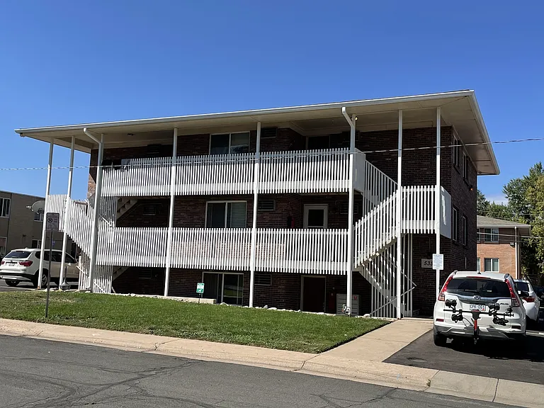 5359 S Elati St #201 — Photo 8