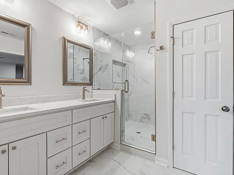 1504 Homestead Rd — Photo 18