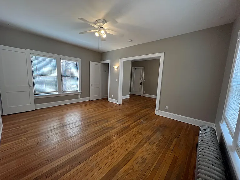 Stevens Square Apartments — Photo 106