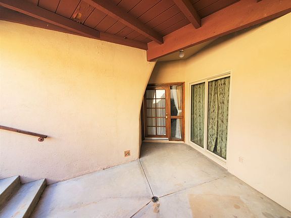 3rd image of 7831 N Leonardo Da Vinci Way