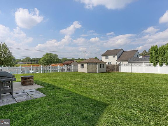 5th image of 1515 Wheatfield Ln #L-0025