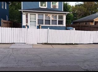 424 Titsworth Ct, Aurora, IL 60505