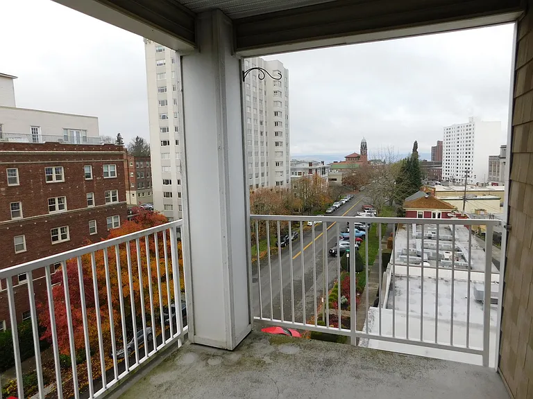 Stillwater Apartments — Photo 6