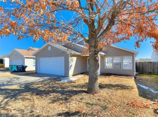1000 Hyacinth Hollow Dr, Yukon, OK 73099