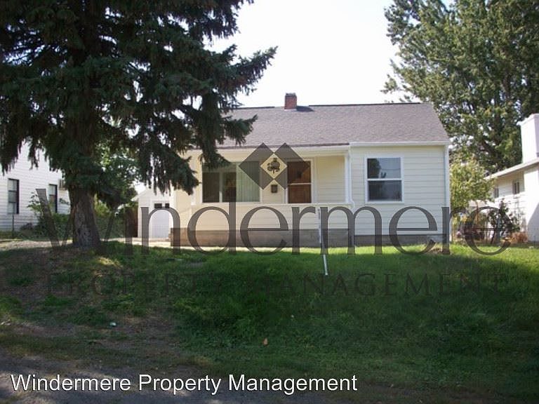 1st image of 1106 SE Birch Ave