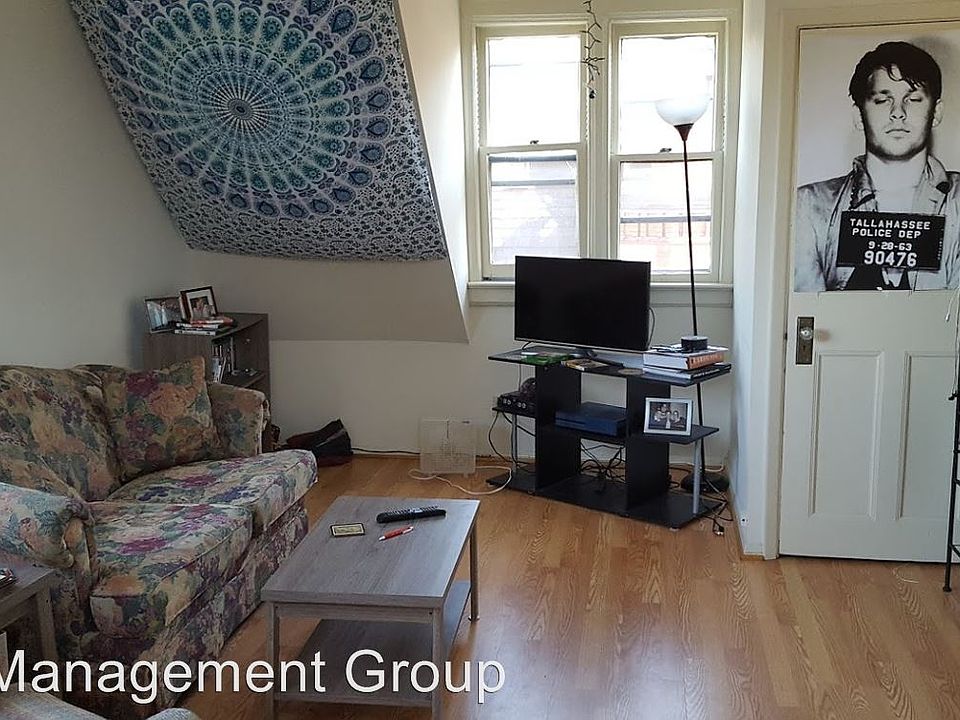 1st image of 219 Summer St APT 3R
