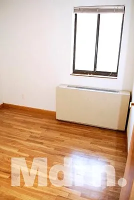 Rented by Mdrn Residential | media 56