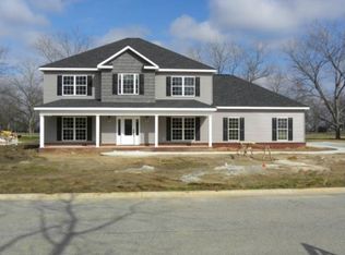 102 Lanier Loop, Kathleen, GA 31047