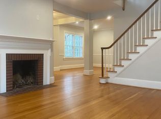 1206 Park Dr, Raleigh, NC 27605
