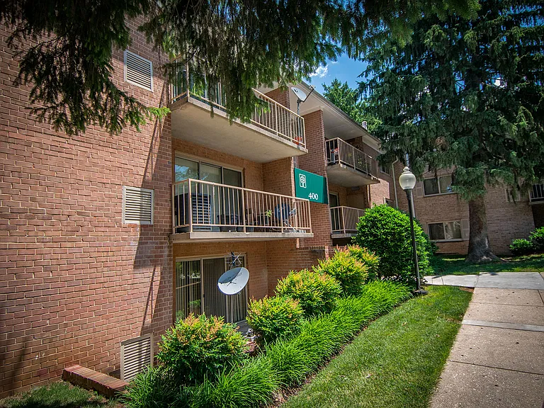 Spring Ridge Apartments Balconies 43
