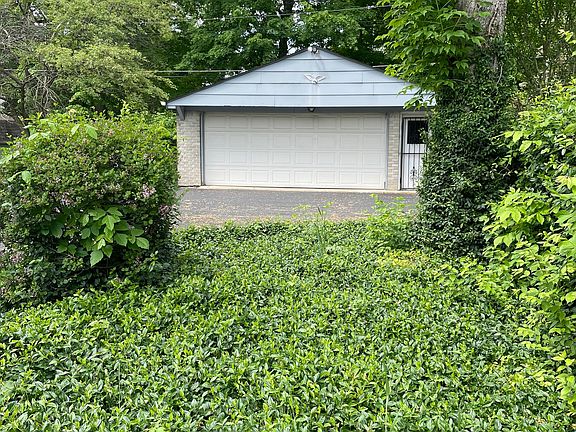 4th image of 8448 Westridge Dr