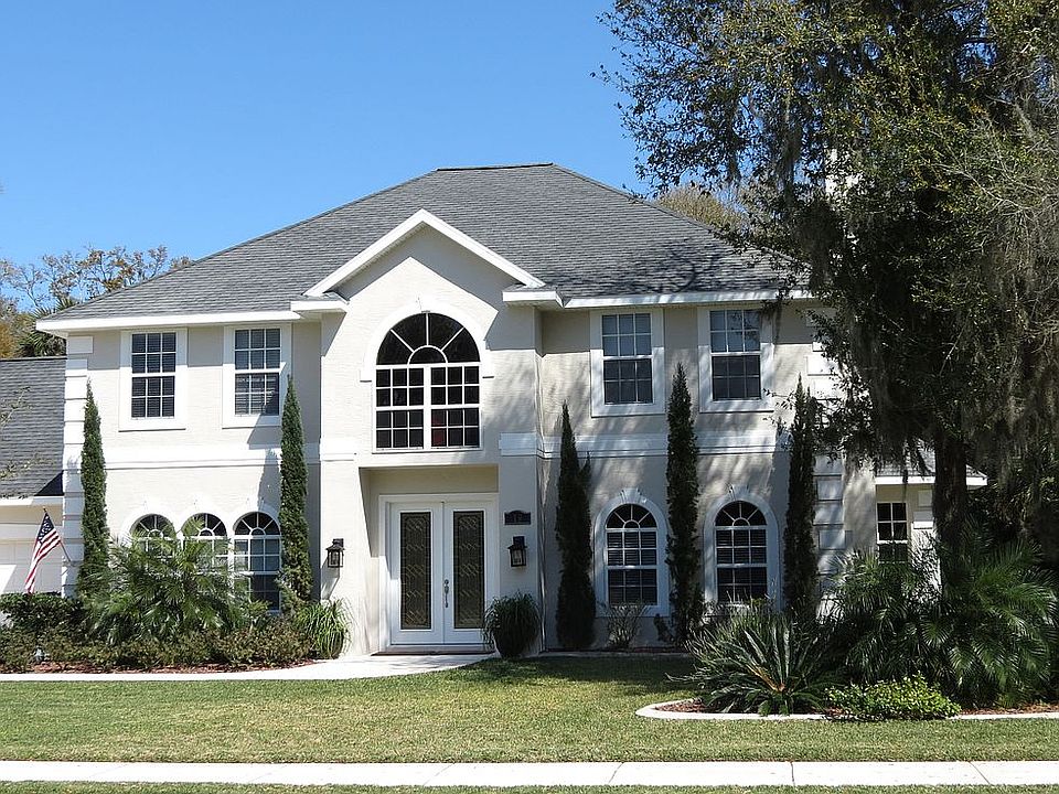 1st image of 19 Emerald Oaks Ln