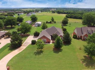 900 Grandview Rd, Tuttle, OK 73089