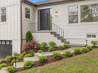 8 Pintail Ln, Greenwich, CT 06830