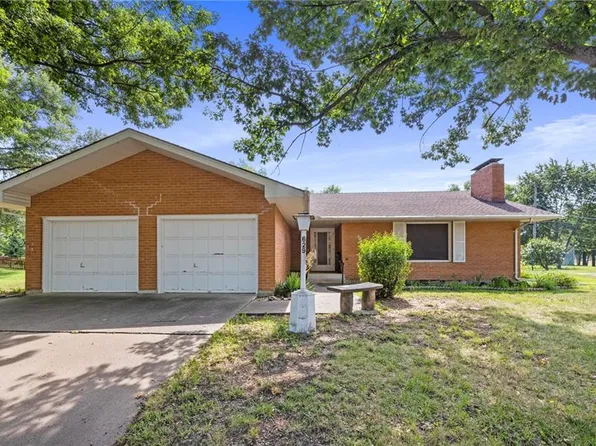 629 N Spruce St, Ottawa, KS 66067