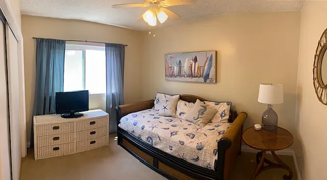 third bedroom with trundle bed