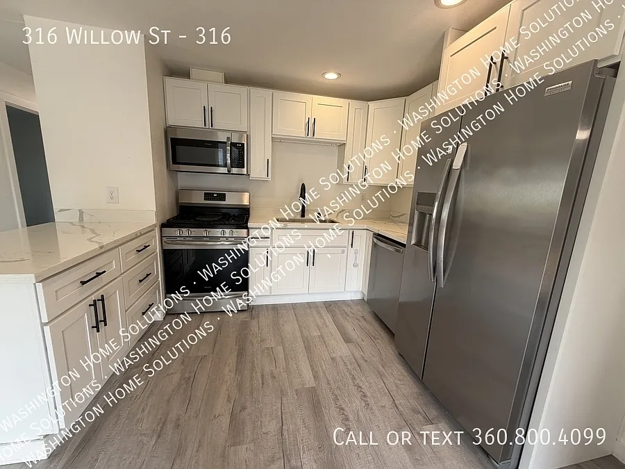 3 bed, 764 sqft, $1,800 — Photo 3