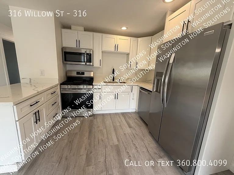 316 Willow St #316 — Photo 3