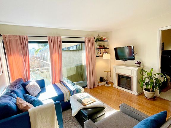 2nd image of 1817 California St APT 204