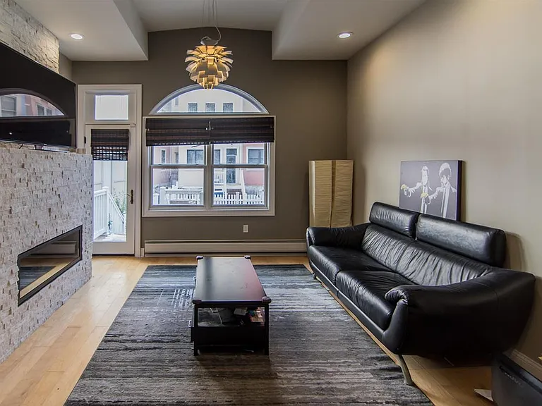112 Liberty View Dr — Photo 1