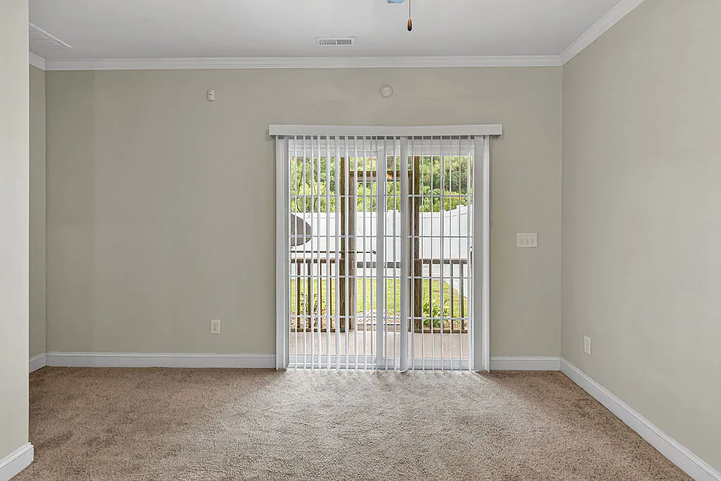 Building Photo - 412 Glenhaven Ln