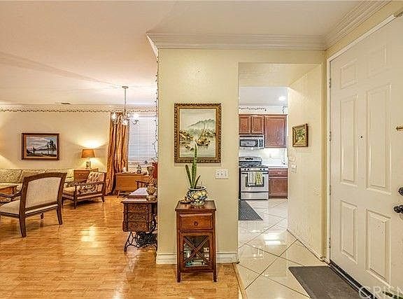 4th image of 45628 Coventry Ct