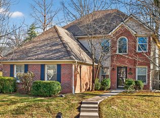 3768 White Pine Dr, Lexington, KY 40514