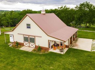 300B Governor Hall Rd, Castalian Springs, TN 37031