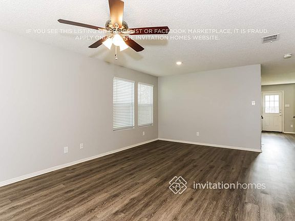 4th image of 2928 Marco Dr