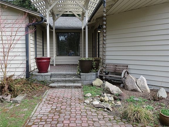 2nd image of 15310 206th Ave NE
