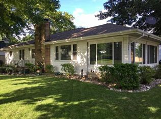 200 E Monroe Ave, Casey, IL 62420