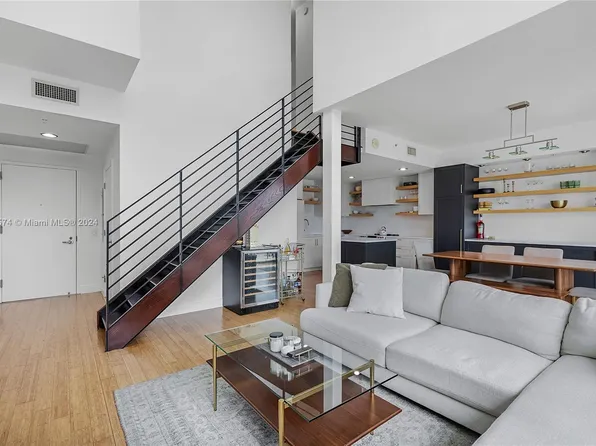 60 SW 13th St APT 5010, Miami, FL 33130