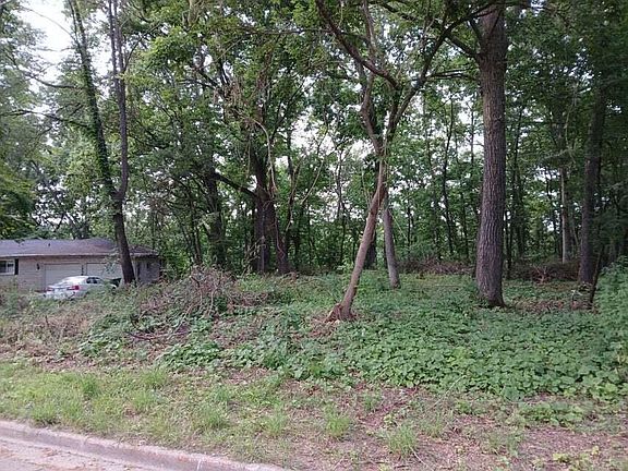 3rd image of 1272 Westlake Woods Dr