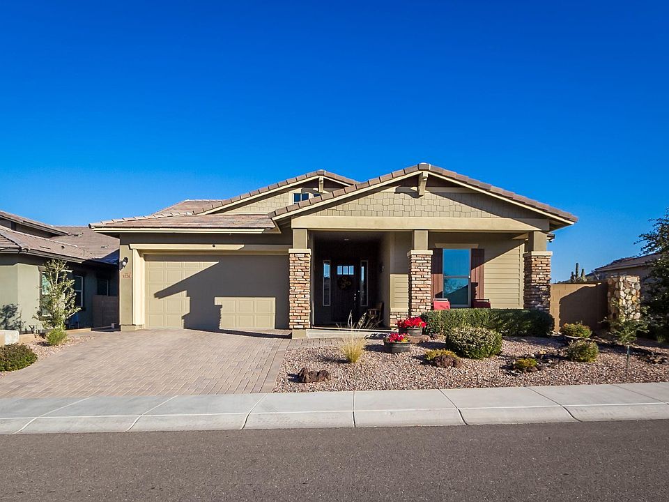 1st image of 9226 W White Feather Ln