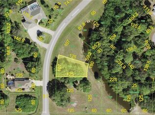 305 Sweetwater Dr, Rotonda West, FL 33947