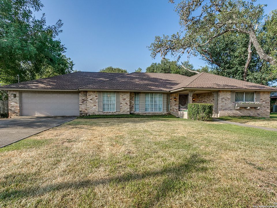 1st image of 112 GARRAPATA LN