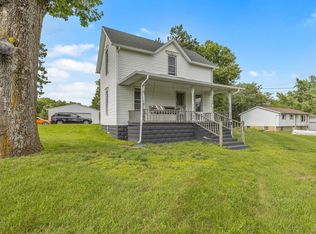 1301 E Culver Rd, Knox, IN 46534