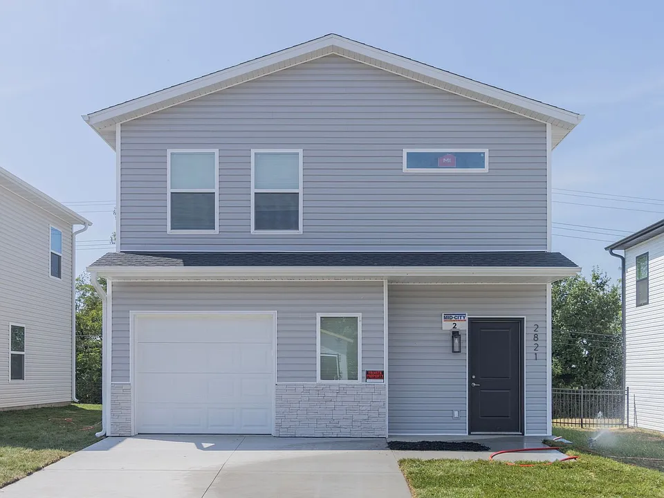 2821 Emery Dr