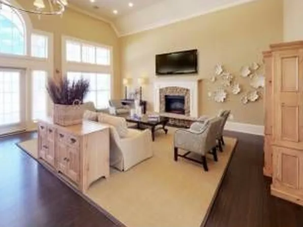 6000 Meridian River Run, Spartanburg, SC 29301