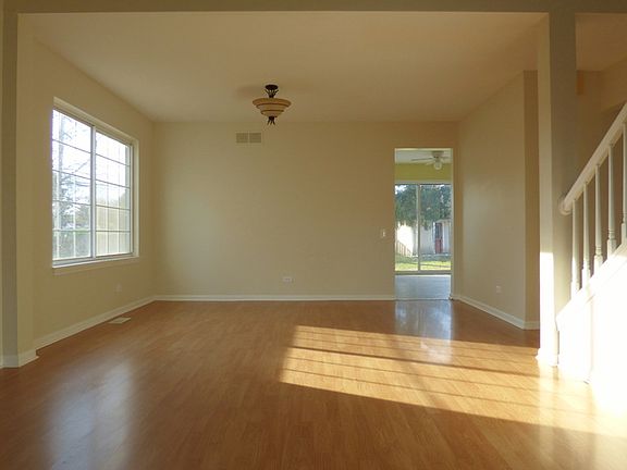 3rd image of 468 Smoketree Ln