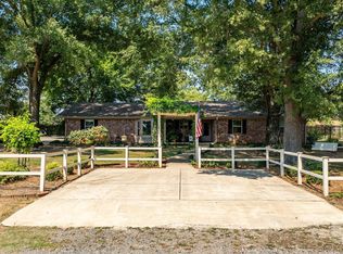 1 Cedar Oaks Dr, Conway, AR 72032