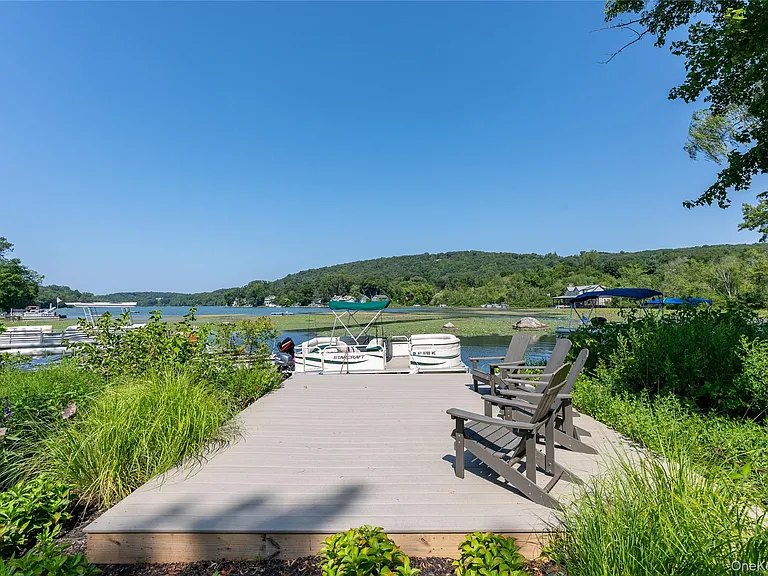 9 S Shore Dr — Photo 27