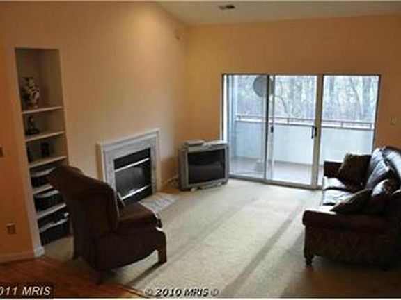 3rd image of 3301 Sir Thomas Dr #6-B-42