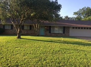 1110 Palestine St, Jacksonville, TX 75766