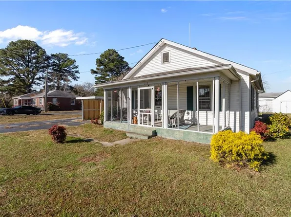2008 Holland Rd, Suffolk, VA 23434