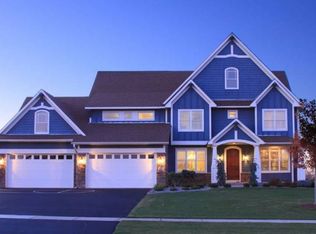 8781 Canter Ln, Lakeville, MN 55044