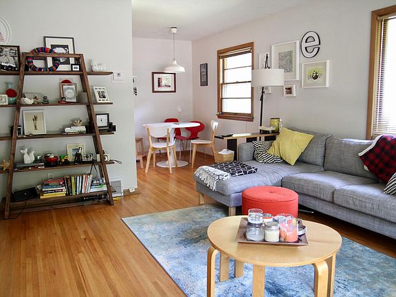 5th image of 5024 Sheridan Ave S #5024