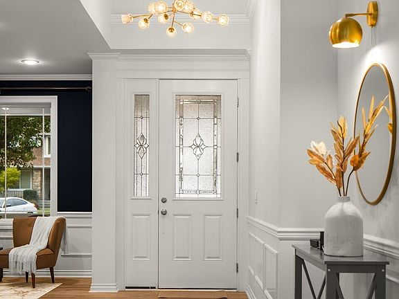 5th image of 22319 NE 6th Court