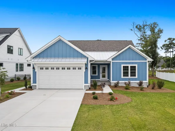 457 Raven Glen Drive, Southport, NC 28461