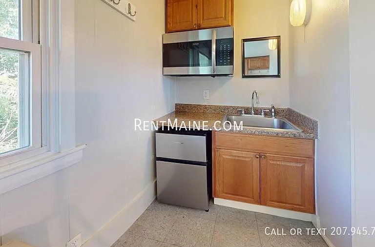 18 Main Rd #14 — Photo 1